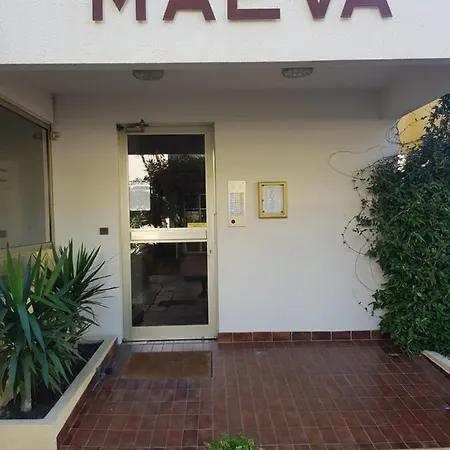 Apartamento Confort- Le Maeva 4
